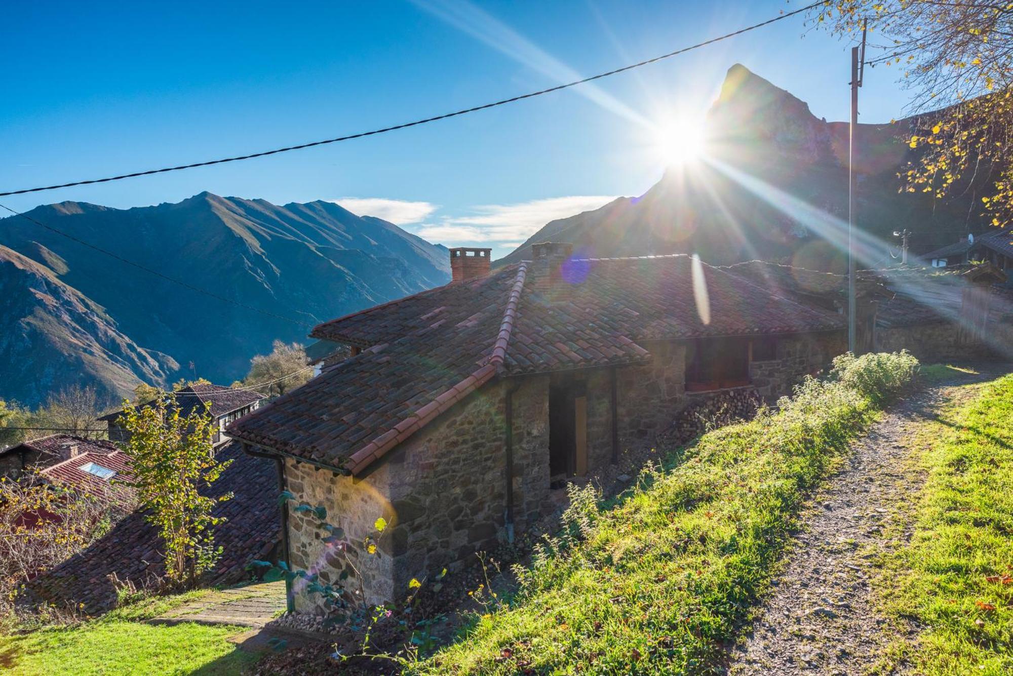 Penzion Casa De Ligueria Rozapanera Exteriér fotografie